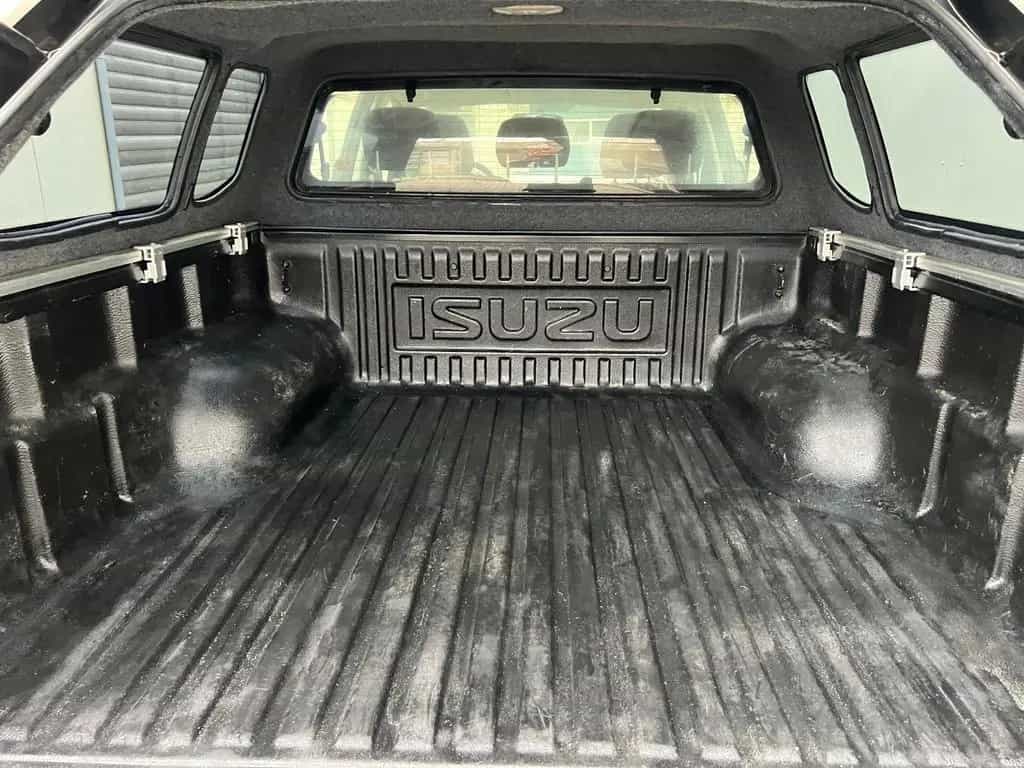 Isuzu D-Max Double Cab AWD Basis.Klima.AHK 10/2016-photo-13