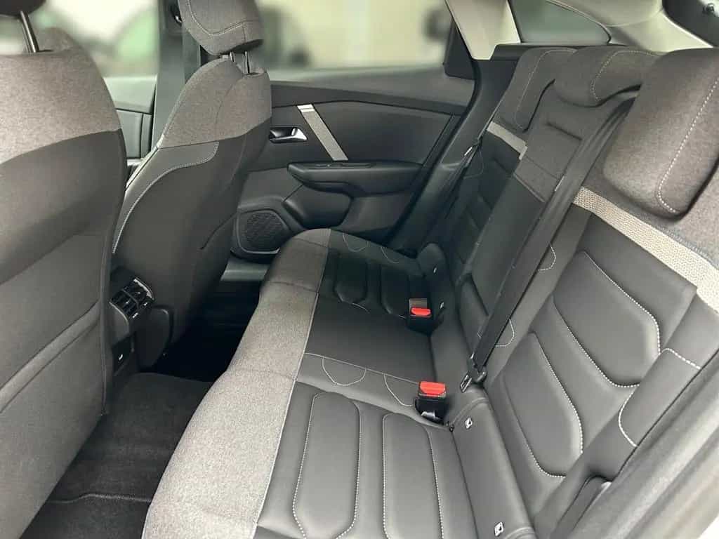Citroën C4 Lim. Shine, Head-Up 08/2023-photo-12
