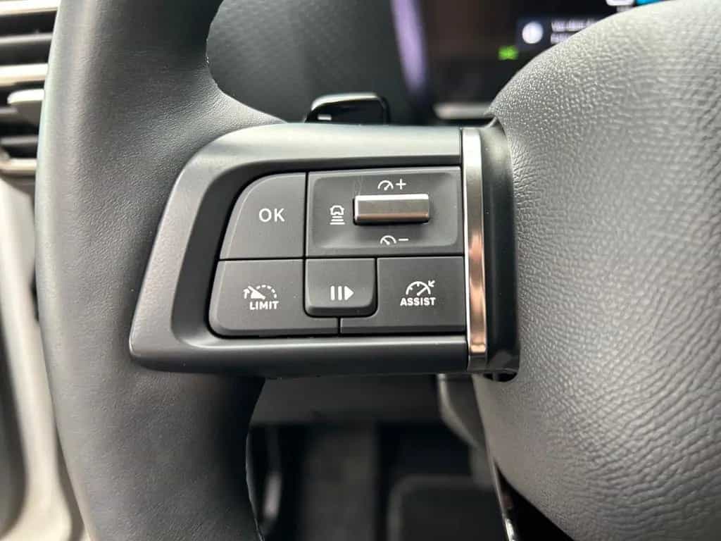 Citroën C4 Lim. Shine, Head-Up 08/2023-photo-8
