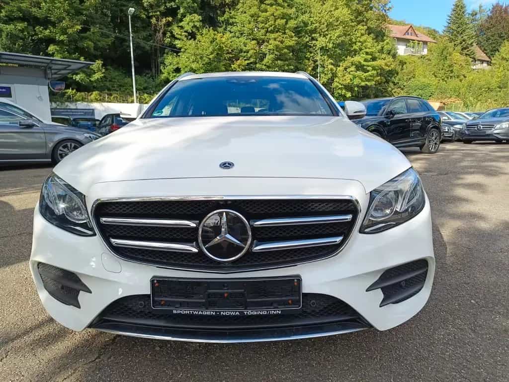 Mercedes-Benz E-Class E -Klasse T-Modell E 400 d 4Matic AMG 03/2020-photo-1