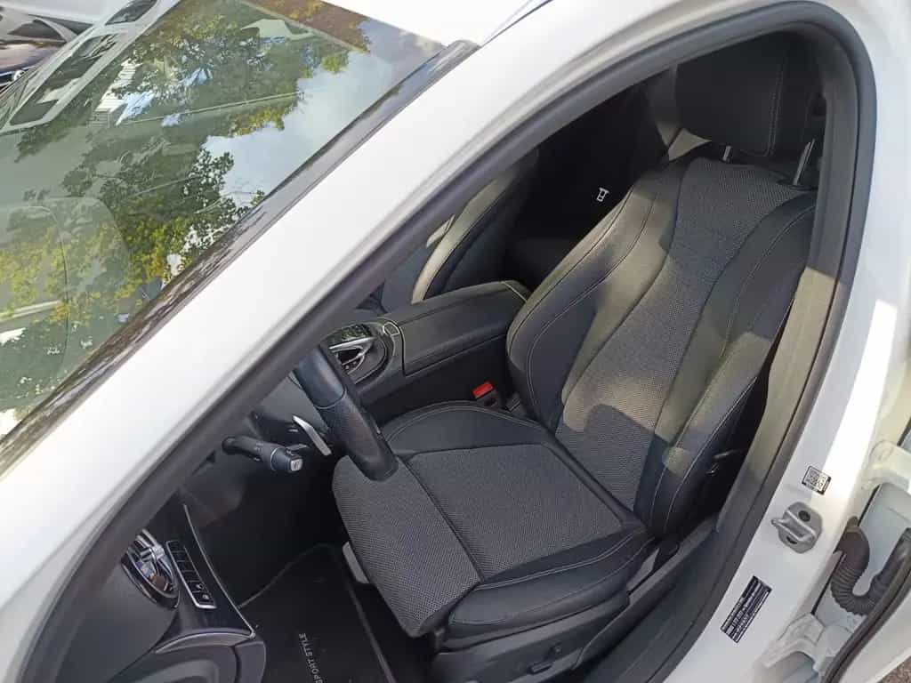 Mercedes-Benz E-Class E -Klasse T-Modell E 400 d 4Matic AMG 03/2020-photo-11