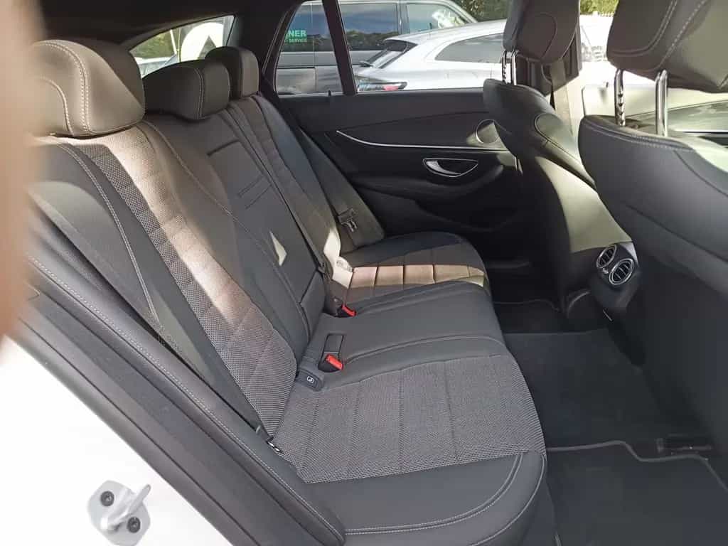 Mercedes-Benz E-Class E -Klasse T-Modell E 400 d 4Matic AMG 03/2020-photo-13