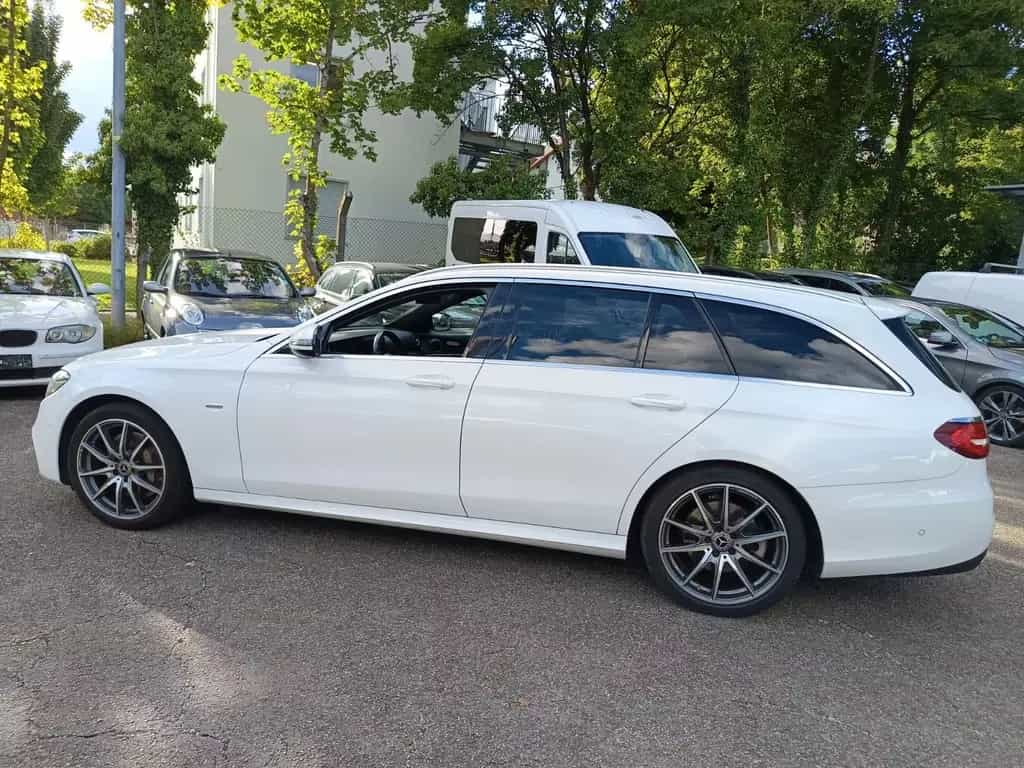 Mercedes-Benz E-Class E -Klasse T-Modell E 400 d 4Matic AMG 03/2020-photo-7