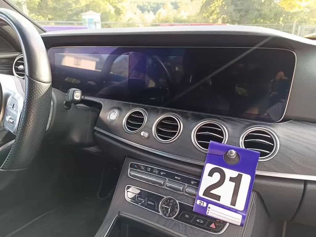 Mercedes-Benz E-Class E -Klasse T-Modell E 400 d 4Matic AMG 03/2020-photo-8