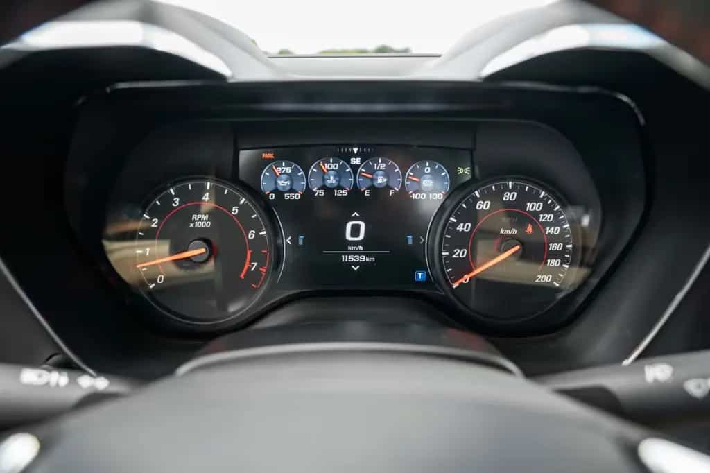 Chevrolet Camaro ZL1 RECARO LED HUD ADRENALIN TOP 10/2019-photo-23