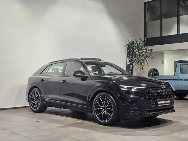 Audi SQ8 Black Edition Pano Matrix Hud B&O 22''Faceli 02/2024-photo-3