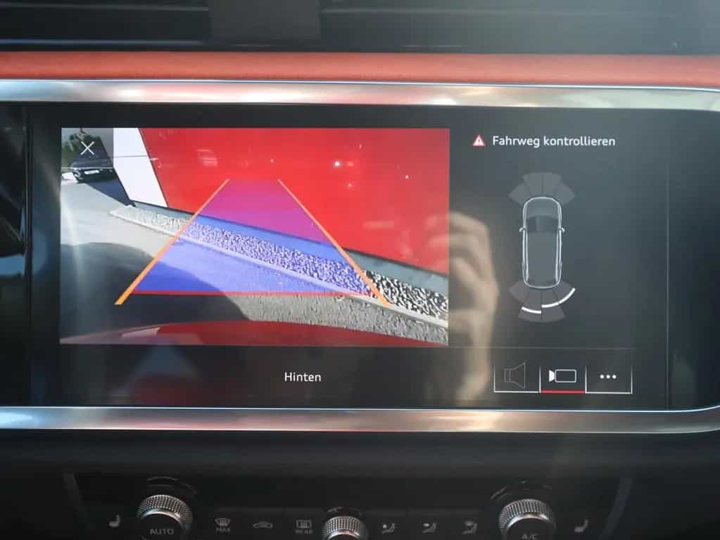 Audi Q3 45 2.0 TFSI quattro S-Line Edition One VC LED 02/2019-photo-13