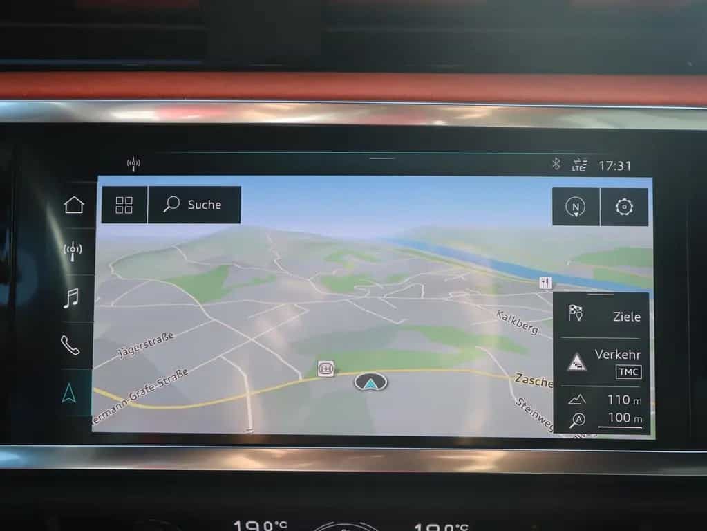 Audi Q3 45 2.0 TFSI quattro S-Line Edition One VC LED 02/2019-photo-14