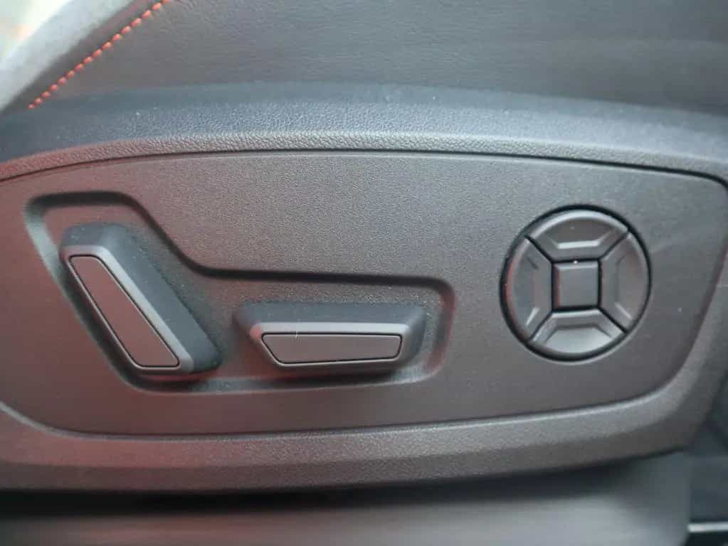 Audi Q3 45 2.0 TFSI quattro S-Line Edition One VC LED 02/2019-photo-36