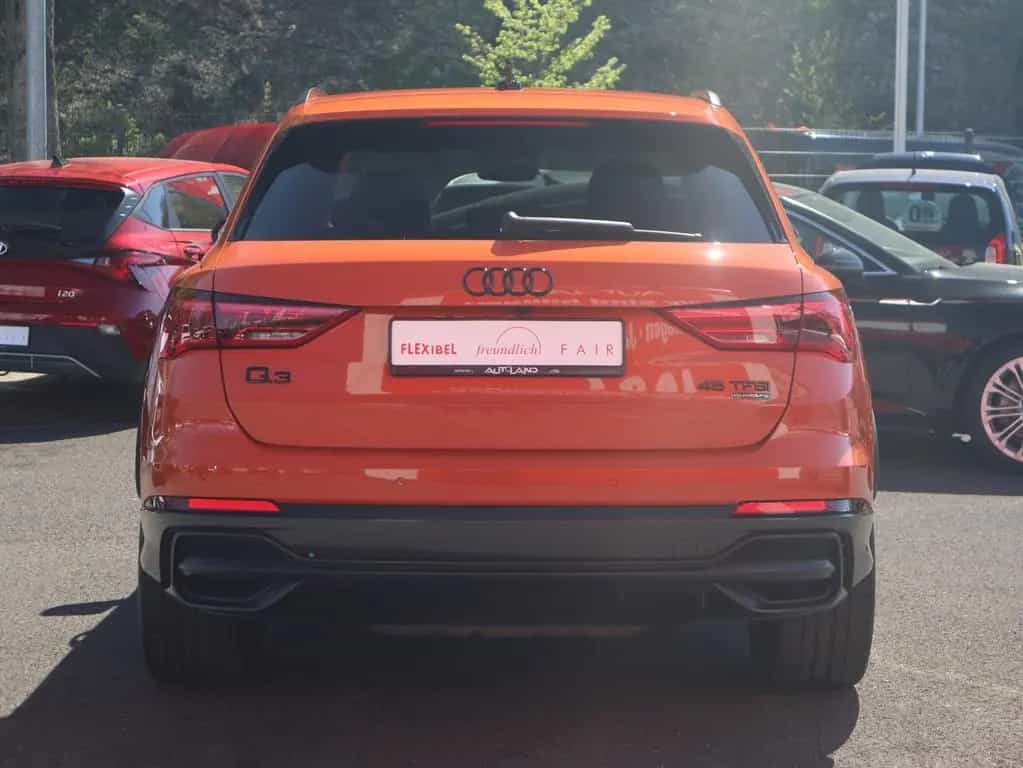 Audi Q3 45 2.0 TFSI quattro S-Line Edition One VC LED 02/2019-photo-4