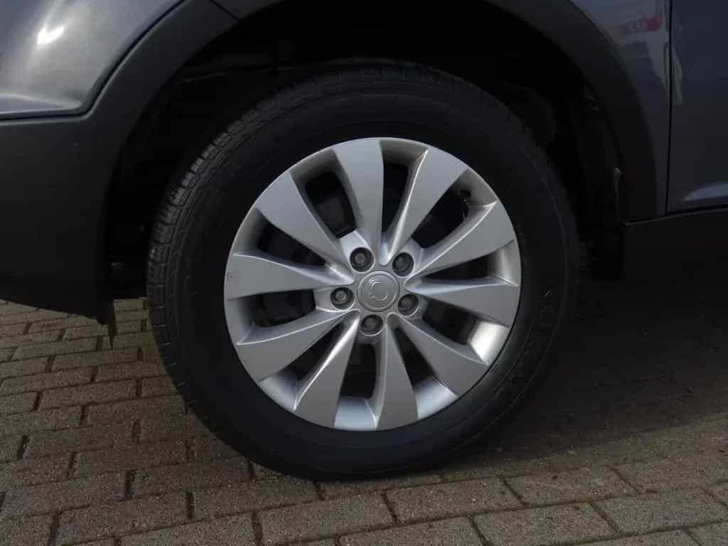 Ssangyong Korando Navi Tempomat Sitzheizung Kamera 08/2019-photo-6