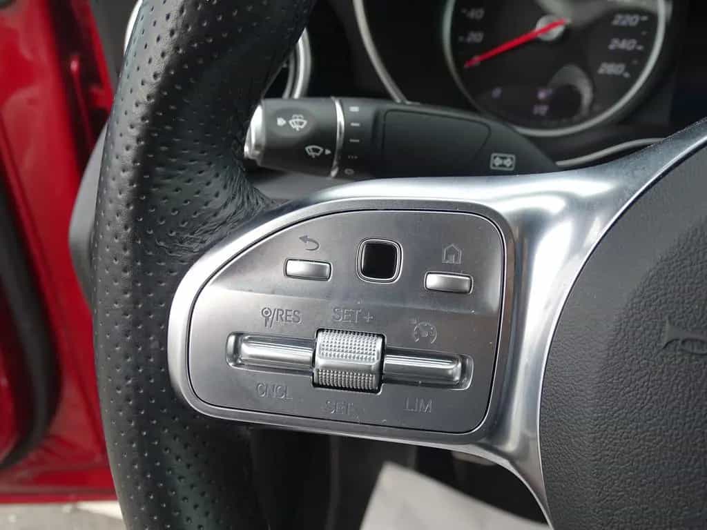 Mercedes-Benz C-Class 180 COUPE*AMG LINE*NAVI*RFK*LED*SHZG*CAR PLAY* 10/2019-photo-14