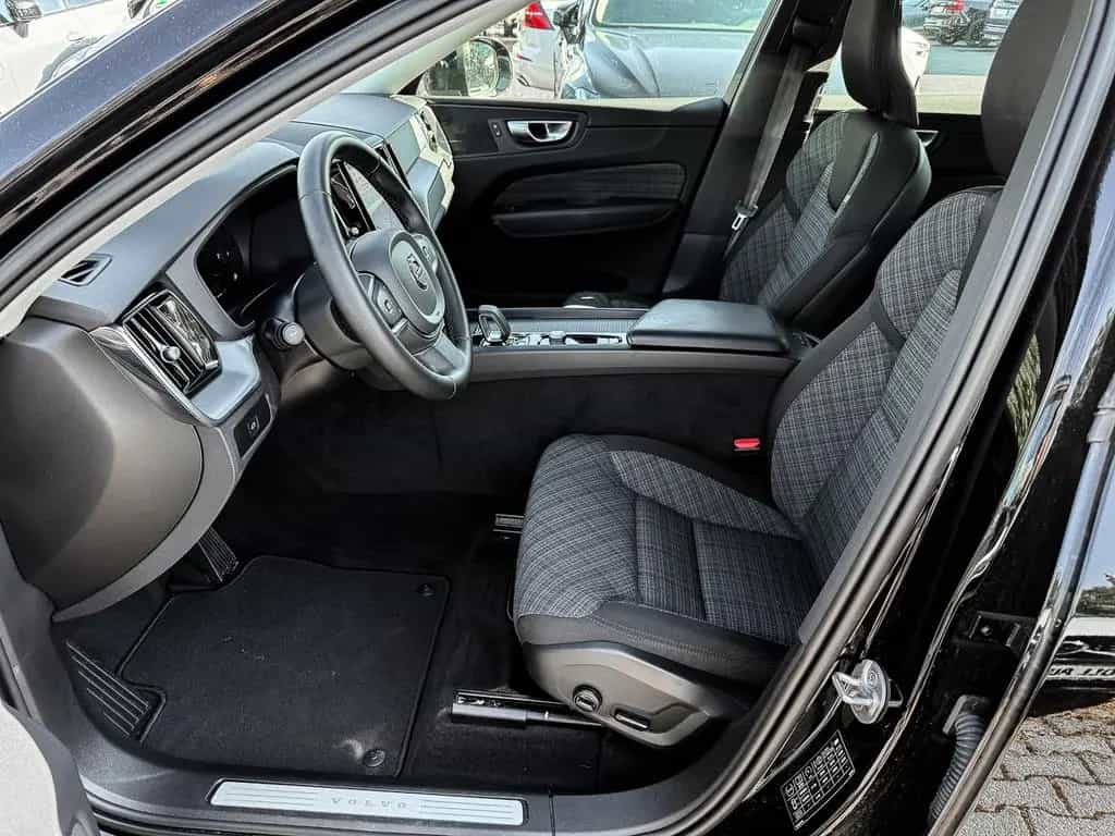 Volvo XC60 Core 2WD B4 Diesel EU6d AHK Digitales Cockp 06/2023-photo-11
