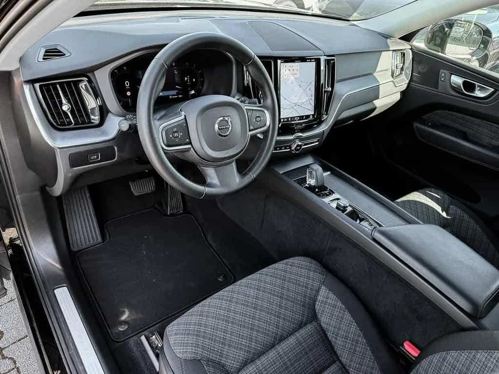 Volvo XC60 Core 2WD B4 Diesel EU6d AHK Digitales Cockp 06/2023-photo-5