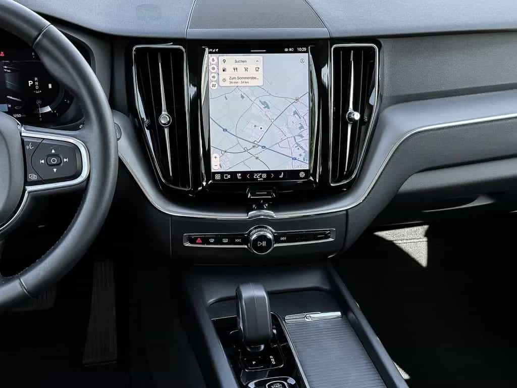 Volvo XC60 Core 2WD B4 Diesel EU6d AHK Digitales Cockp 06/2023-photo-7