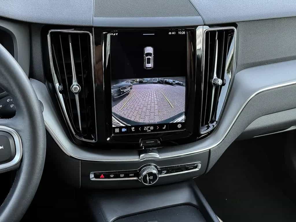 Volvo XC60 Core 2WD B4 Diesel EU6d AHK Digitales Cockp 06/2023-photo-8