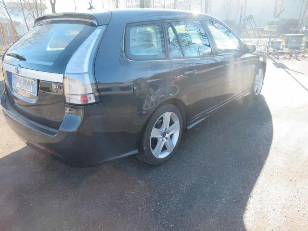 Saab 9-3 SportHatch 1.9 TiD Vector S.W. € 3.000 12/2009-photo-5