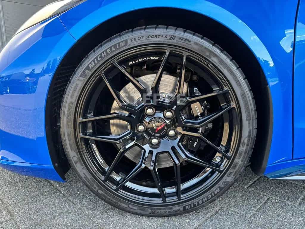 Corvette Z06 5,5V8 Coupe Europamodell 3LZ 08/2025-photo-5