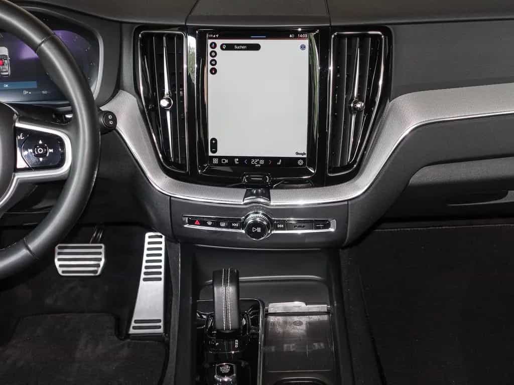 Volvo XC60 R Design 2WD B4 Diesel EU6d StandHZG AHK Le 08/2021-photo-6