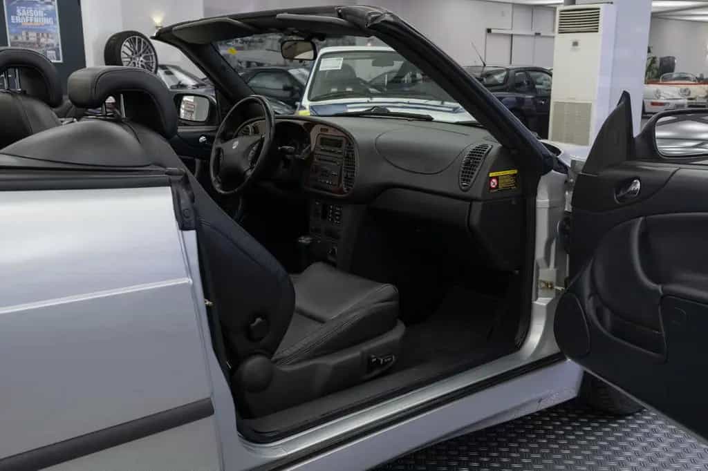 Saab 9-3 2.0 Turbo Ecopower Aero Cabriolet 03/2003-photo-9