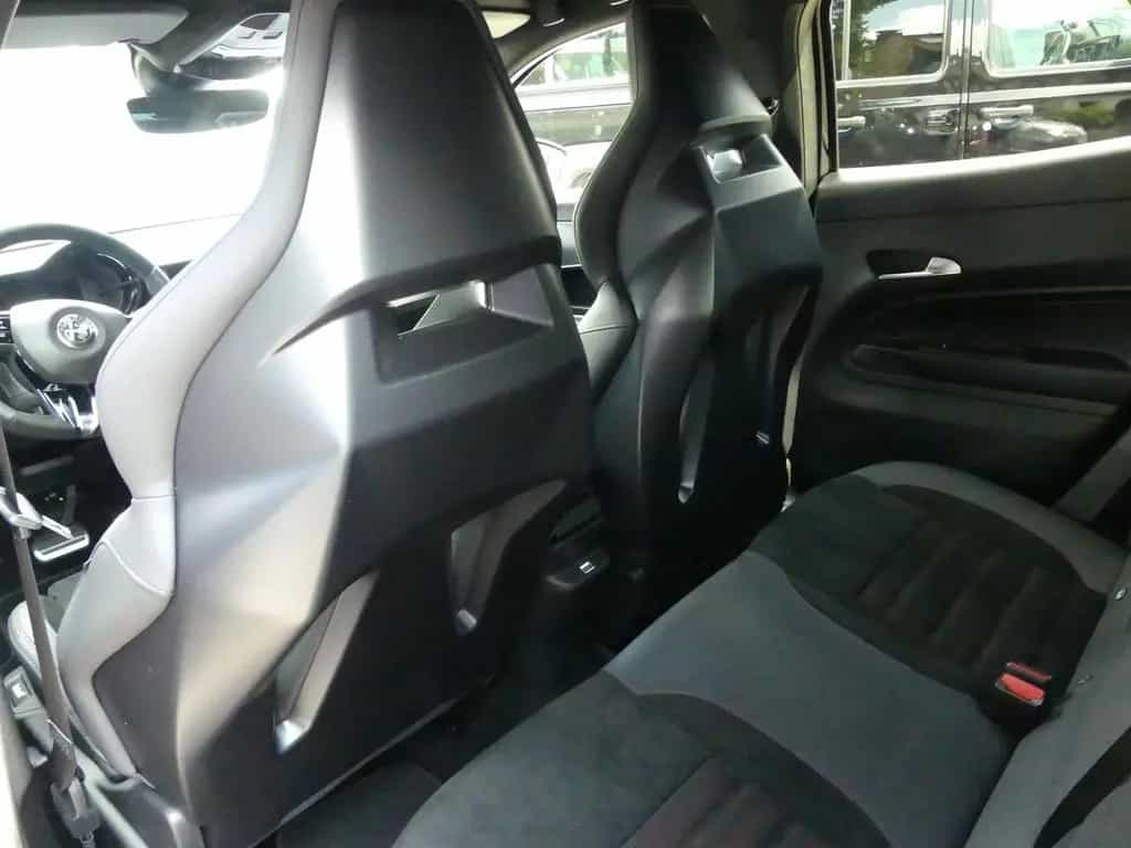 Alfa Romeo Junior IBRIDA Q4 1.2 VGT 145PS DCT6 SPORT SABELT 09/2025-photo-11