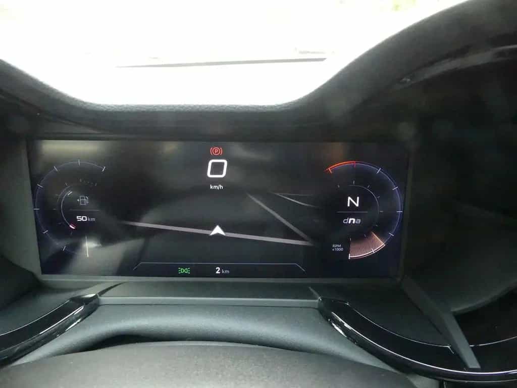 Alfa Romeo Junior IBRIDA Q4 1.2 VGT 145PS DCT6 SPORT SABELT 09/2025-photo-18