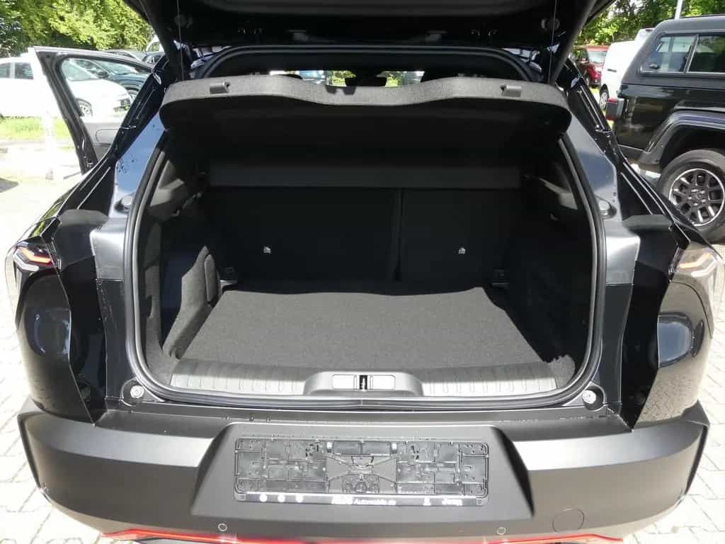 Alfa Romeo Junior IBRIDA Q4 1.2 VGT 145PS DCT6 SPORT SABELT 09/2025-photo-32