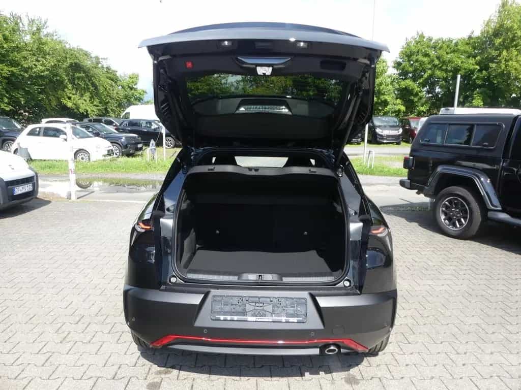 Alfa Romeo Junior IBRIDA Q4 1.2 VGT 145PS DCT6 SPORT SABELT 09/2025-photo-34