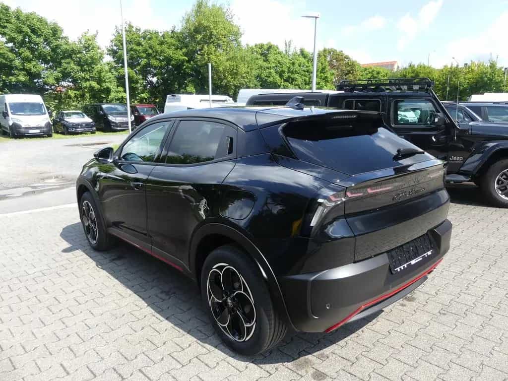 Alfa Romeo Junior IBRIDA Q4 1.2 VGT 145PS DCT6 SPORT SABELT 09/2025-photo-4