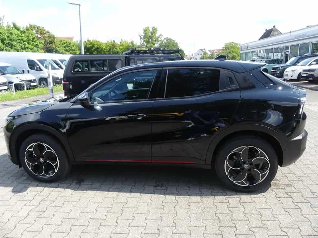 Alfa Romeo Junior IBRIDA Q4 1.2 VGT 145PS DCT6 SPORT SABELT 09/2025-photo-5