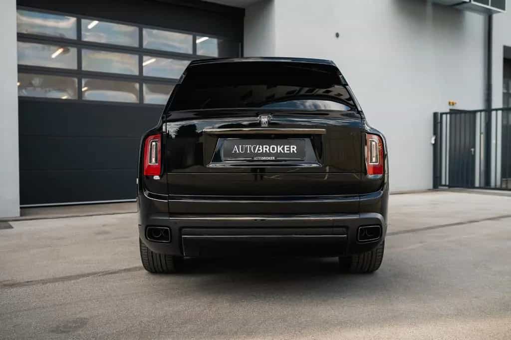 Rolls-Royce Cullinan - Black Badge 09/2023-photo-4
