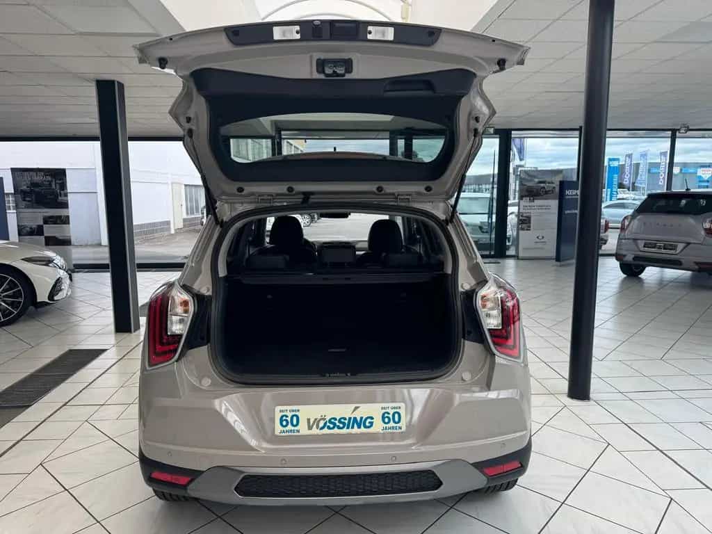 KGM Tivoli 1.5 Lux 6AT 2WD null-photo-14