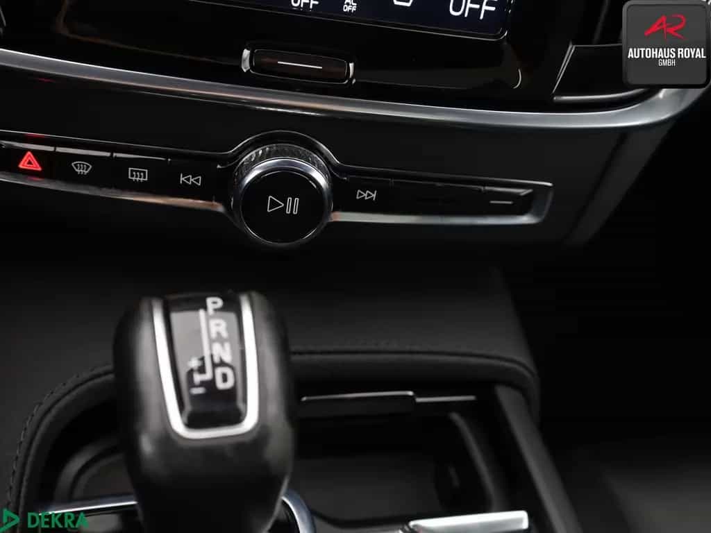 Volvo V90 Cross Country D5 AWD PANO,HEADUP,360GRAD,21Z 11/2019-photo-19