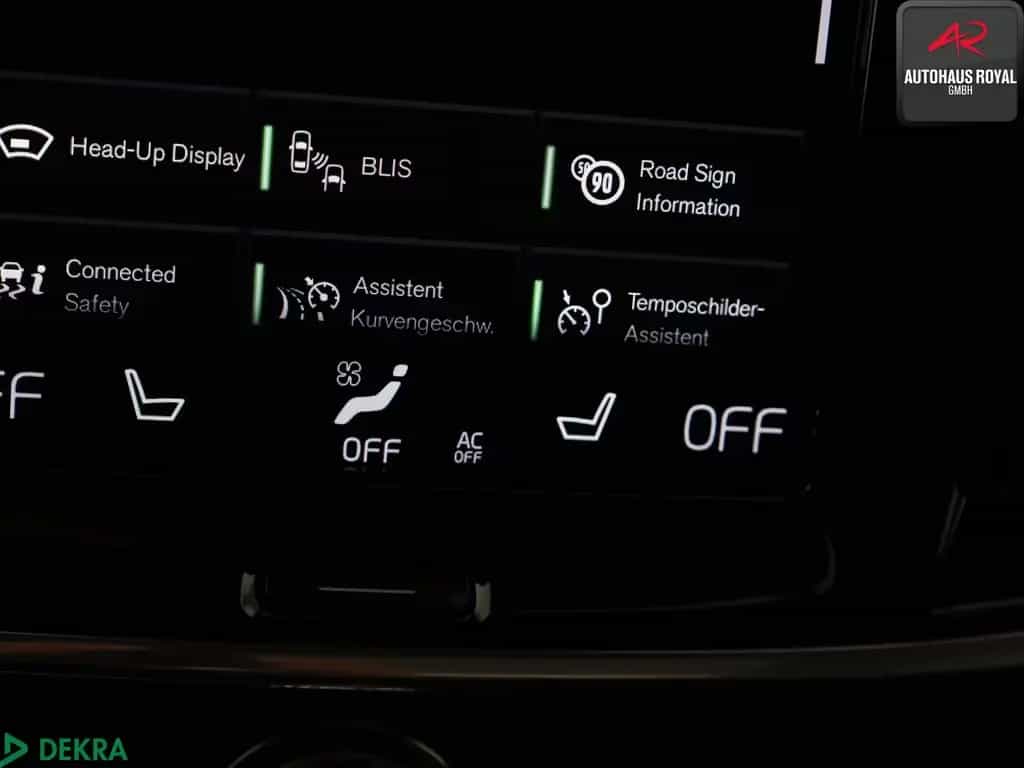 Volvo V90 Cross Country D5 AWD PANO,HEADUP,360GRAD,21Z 11/2019-photo-22