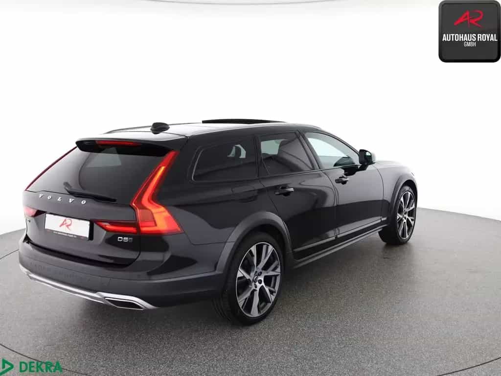 Volvo V90 Cross Country D5 AWD PANO,HEADUP,360GRAD,21Z 11/2019-photo-4