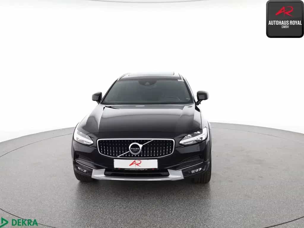 Volvo V90 Cross Country D5 AWD PANO,HEADUP,360GRAD,21Z 11/2019-photo-7