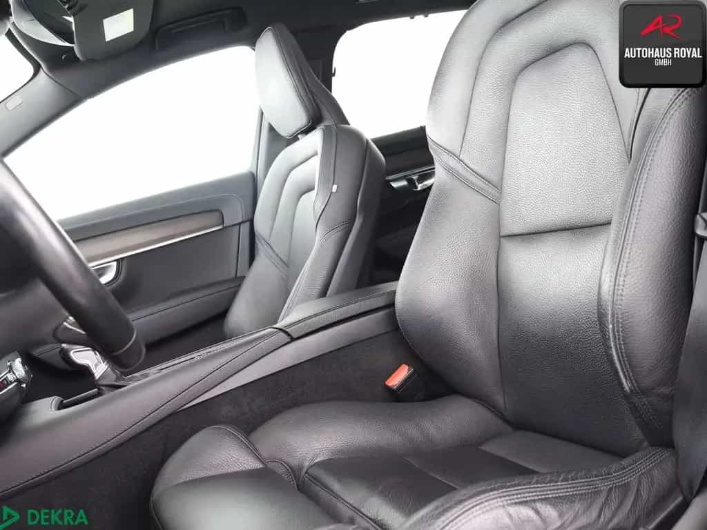Volvo V90 Cross Country D5 AWD PANO,HEADUP,360GRAD,21Z 11/2019-photo-9