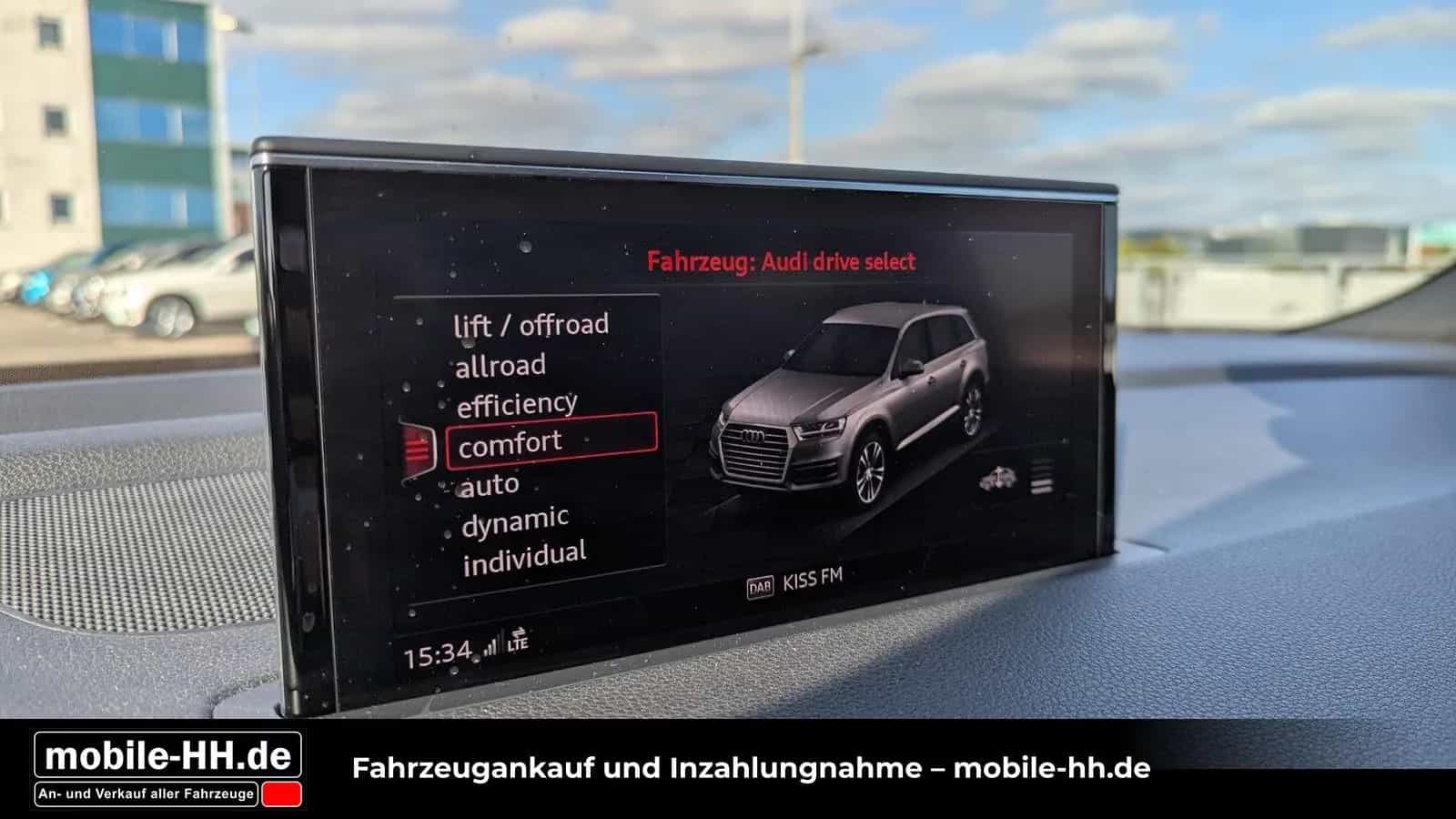 Audi Q7 02/2017-photo-17