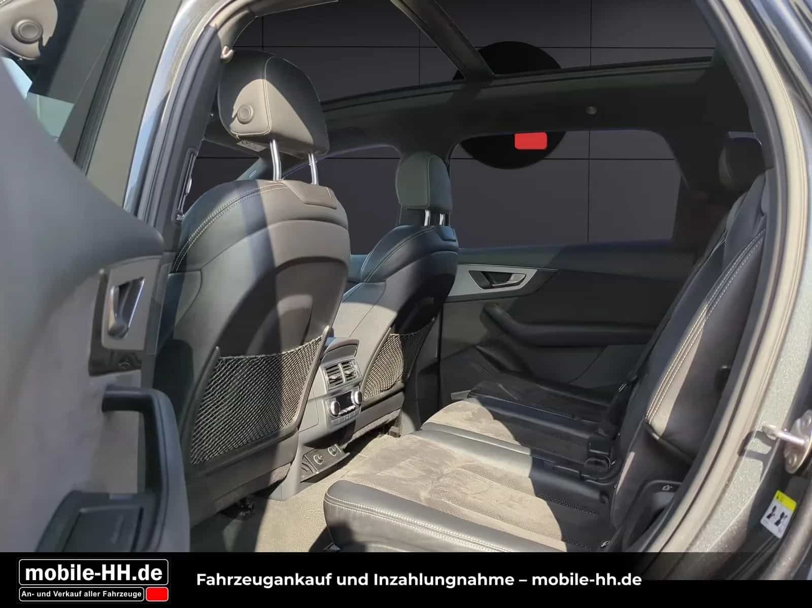 Audi Q7 02/2017-photo-22