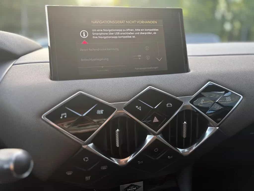 DS Automobiles DS3 DS 3 CROSSBACK SO CHIC *TEMPOMAT*LED* 06/2019-photo-29