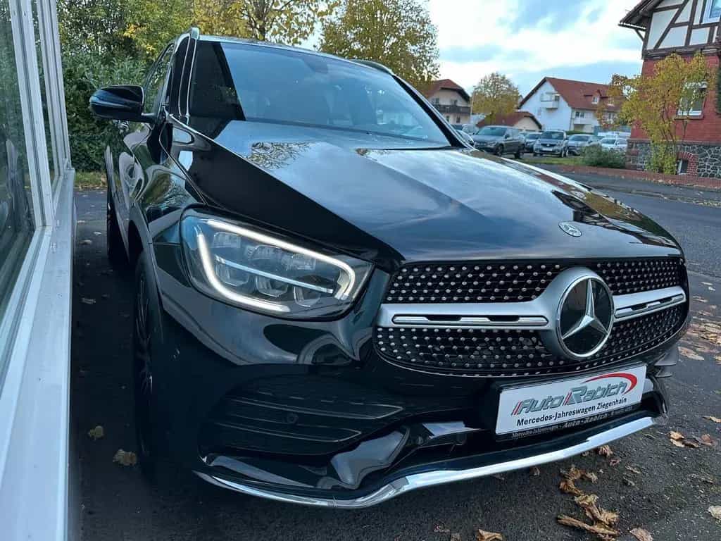Mercedes-Benz GLC-Class 220 d 4M AMG+AHK+20"+Esche+Kamera+LED+Ambien 12/2019-photo-1