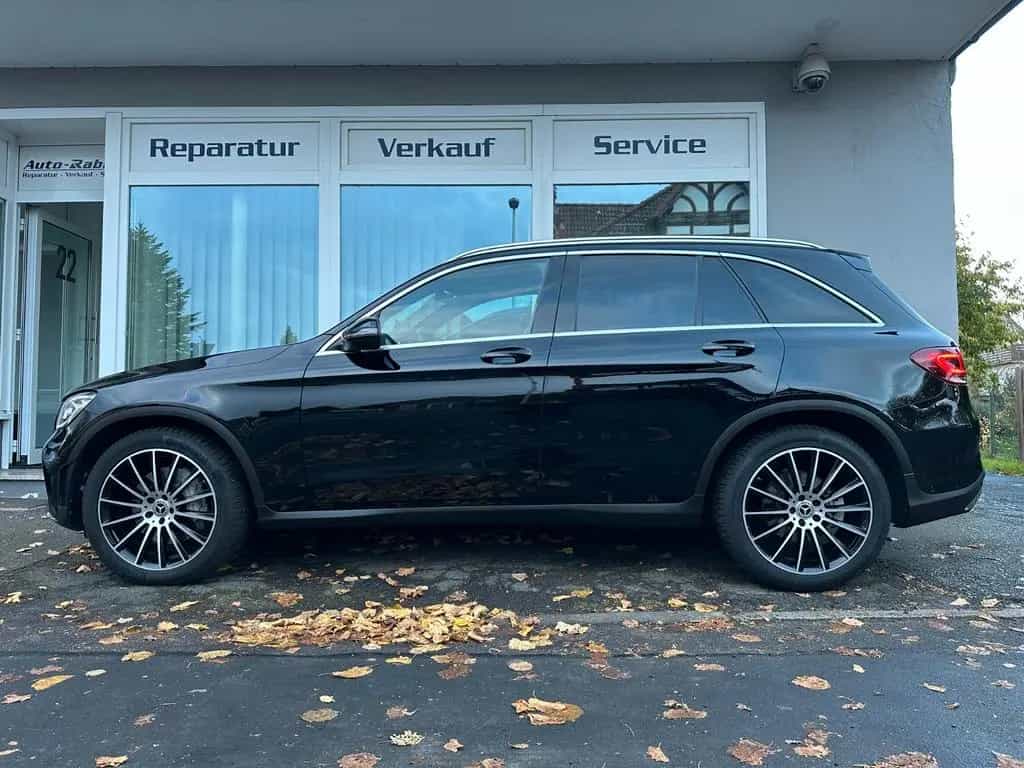 Mercedes-Benz GLC-Class 220 d 4M AMG+AHK+20"+Esche+Kamera+LED+Ambien 12/2019-photo-3