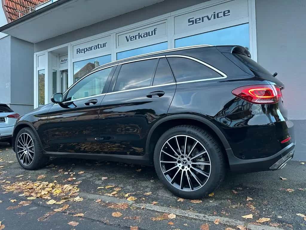 Mercedes-Benz GLC-Class 220 d 4M AMG+AHK+20"+Esche+Kamera+LED+Ambien 12/2019-photo-4