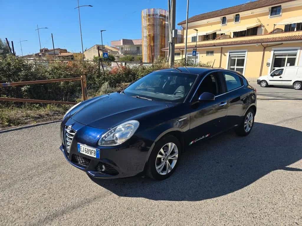 Alfa Romeo Giulietta 1.6 Exclusive 05/2011-photo-0