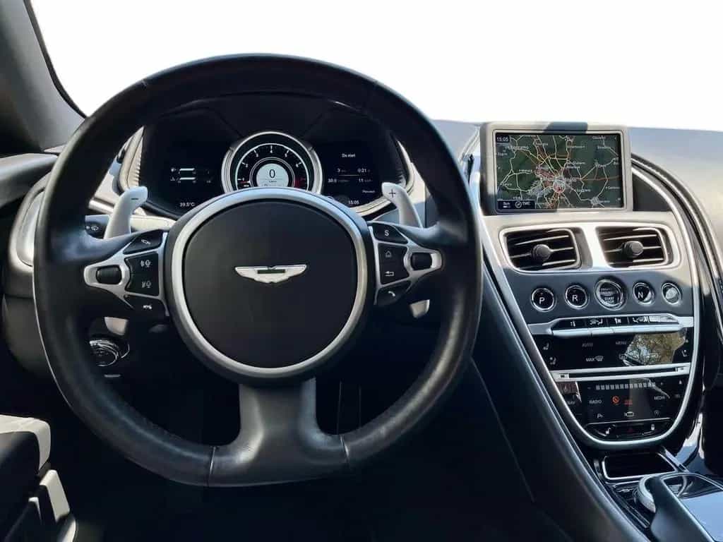 Aston Martin V8 Vantage ASTON MARTIN DB11 Coupe 4.0 V8 auto 09/2020-photo-10