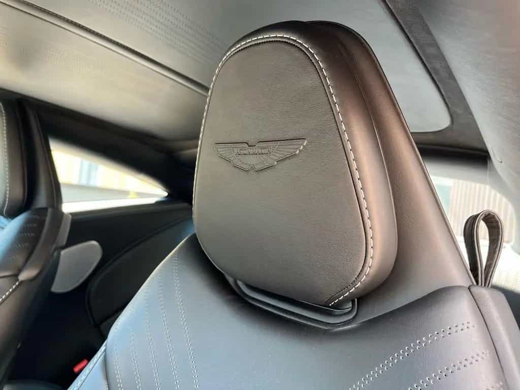 Aston Martin V8 Vantage ASTON MARTIN DB11 Coupe 4.0 V8 auto 09/2020-photo-4