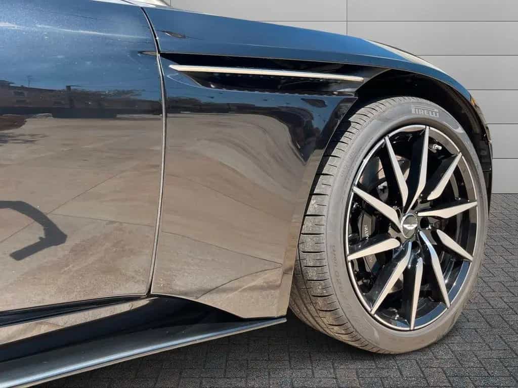 Aston Martin V8 Vantage ASTON MARTIN DB11 Coupe 4.0 V8 auto 09/2020-photo-8