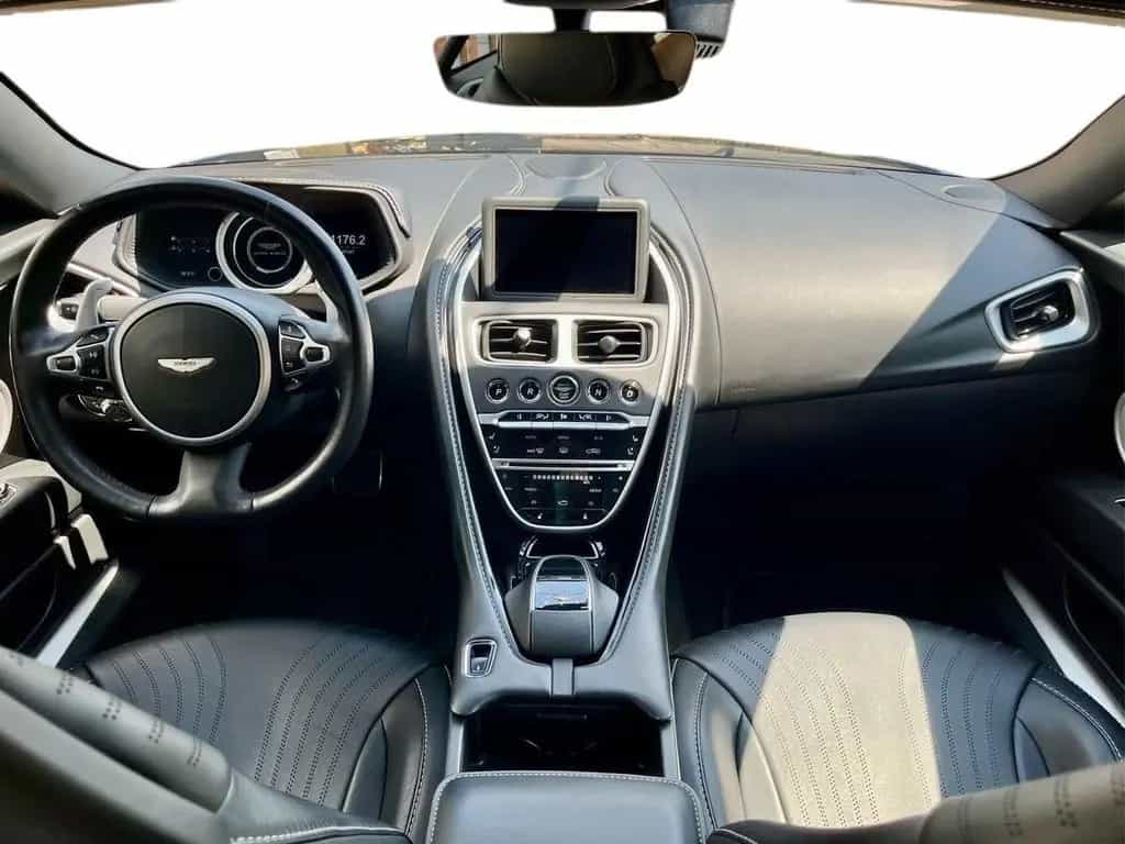 Aston Martin V8 Vantage ASTON MARTIN DB11 Coupe 4.0 V8 auto 09/2020-photo-9