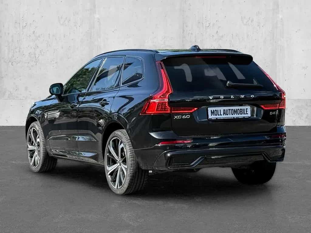 Volvo XC60 Plus Dark AWD B4 Diesel EU6d StandHZG AHK D 07/2023-photo-1