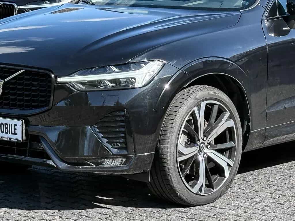 Volvo XC60 Plus Dark AWD B4 Diesel EU6d StandHZG AHK D 07/2023-photo-2